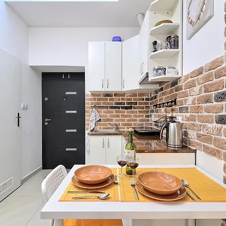 Little Studio On Szlak Apartamento Cracóvia